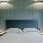 Hotiday Hotel 3*