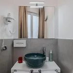 Hotiday Hotel