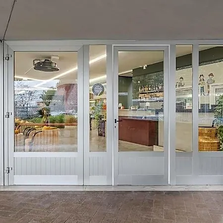 Hotel Hotiday La Spezia