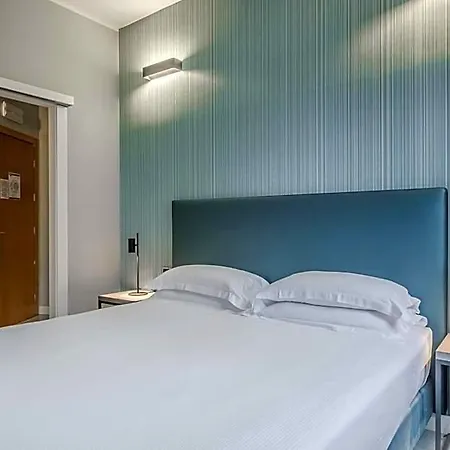 Hotel Hotiday La Spezia