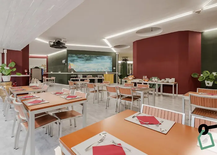 Hotiday Hotel
